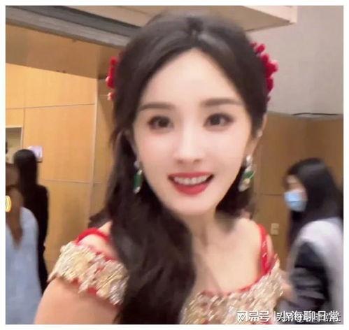 娱乐圈718吃瓜网在线,揭秘明星幕后真相,吃瓜群众狂欢盛宴!